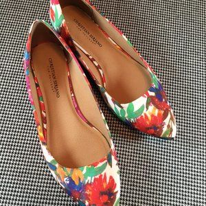 *NEVER WORN* Tropical Print Flats, Size 9.5